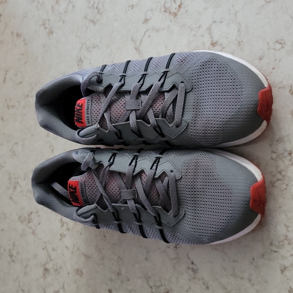 Nike Max Dynasty Shoes - Picture 1 of 7
